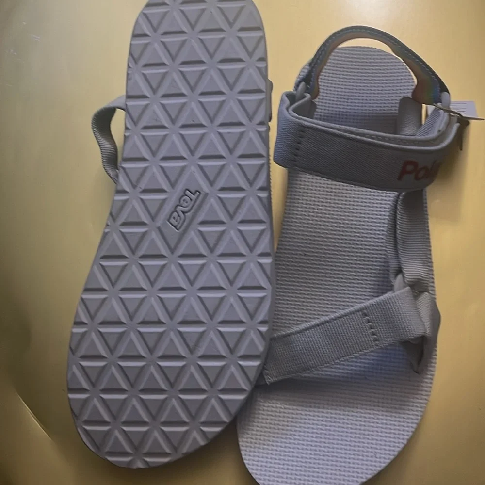 Teva Polaroid rainbow print sandal - Picture 11 of 12
